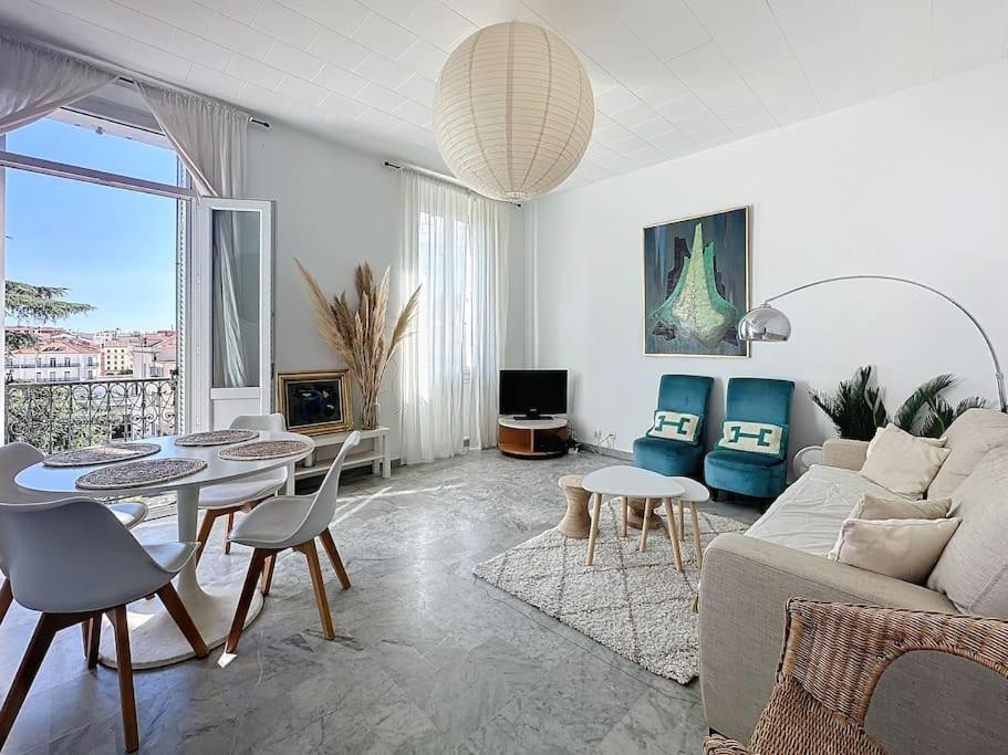 Appartement 60m2 Parking Prive - 600m Palais & Plages Cannes