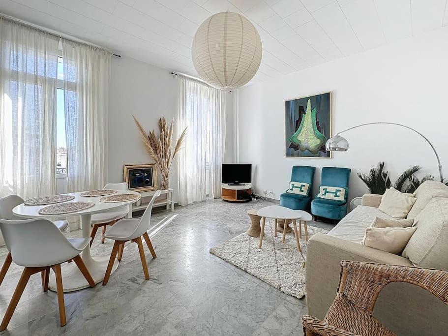 Apartamento 60m2 Parking Prive - 600m Palais & Plages *